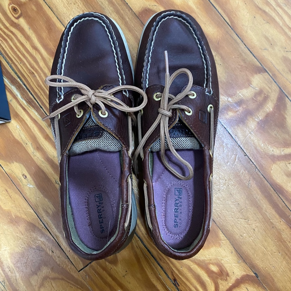 Sperry boat shoes